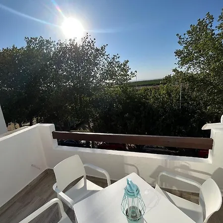 Апартаменти Nella, 300 M From The Swimming Pool Торрев'єха