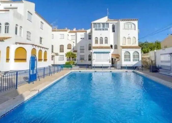 Nella, 300 M From The Swimming Pool Διαμέρισμα Τορεβιέχα